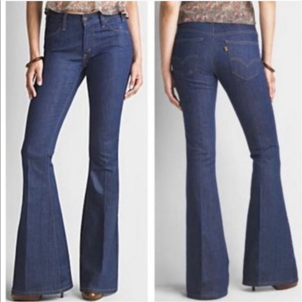 Levi’s Womens Sz 12/31 Orange Tab 1970’s Flare Medium Wash Bell Bottoms
